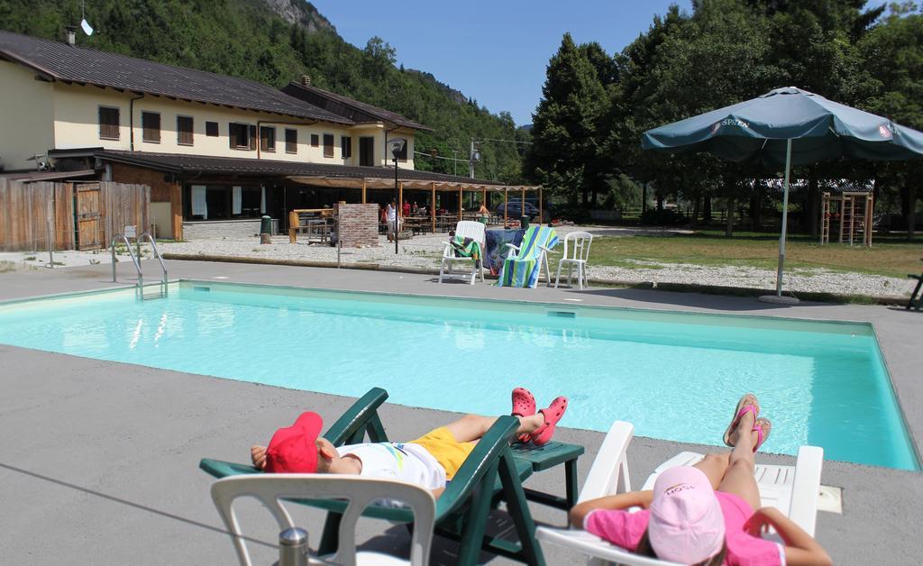 Wolf Village Demonte Eksteriør bilde